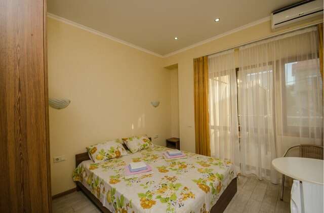 Гостиница Вояж Алушта-129